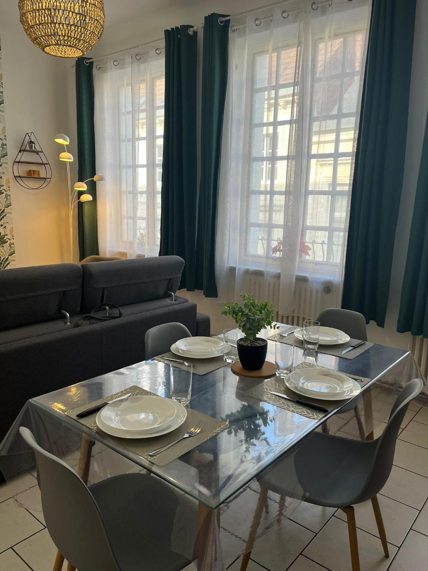Appartement L'Oasis Arrageoise 45M2 4 Personnes Hyper Centre à Arras Extérieur photo