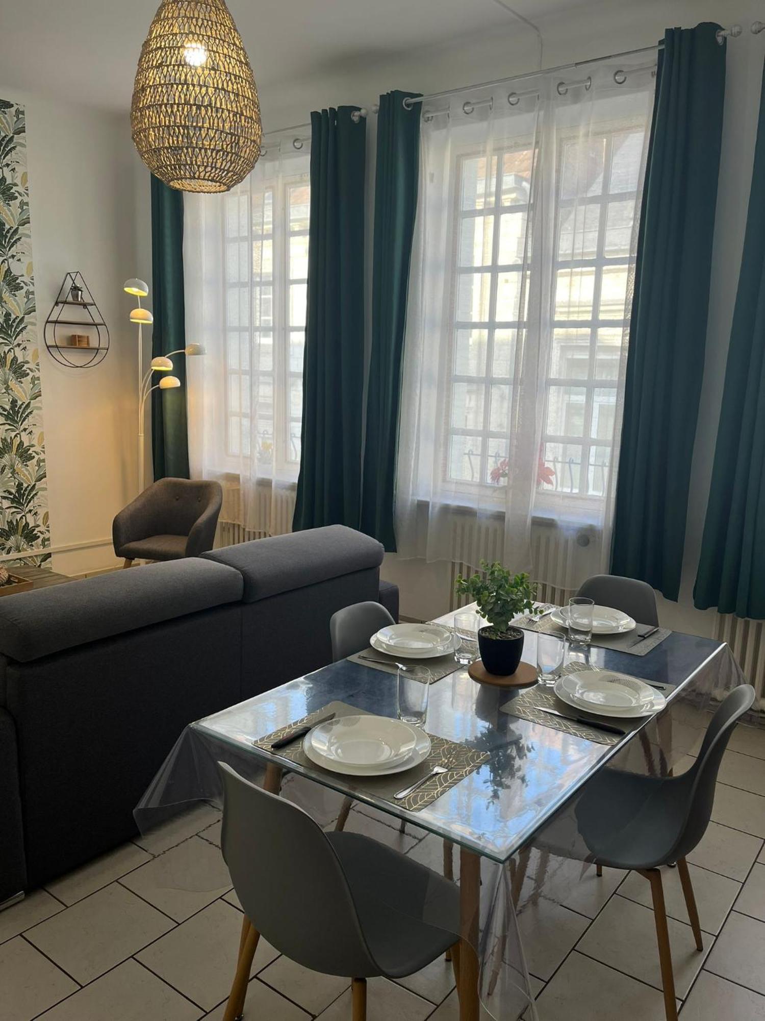 Appartement L'Oasis Arrageoise 45M2 4 Personnes Hyper Centre à Arras Extérieur photo